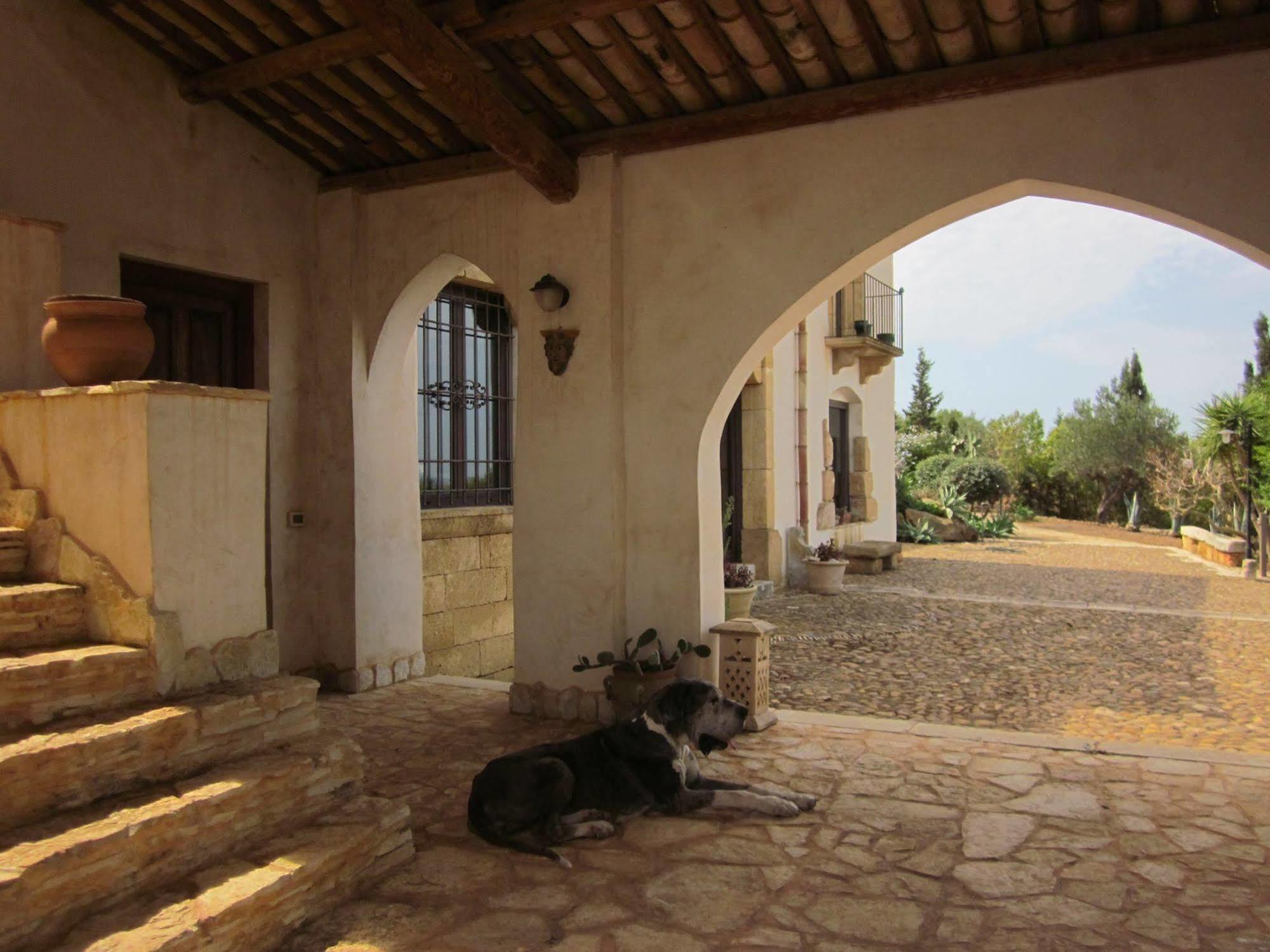 Bed and Breakfast Casale Alma Марсала Екстер'єр фото